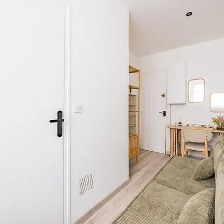 Daire Porte Dauphine - *